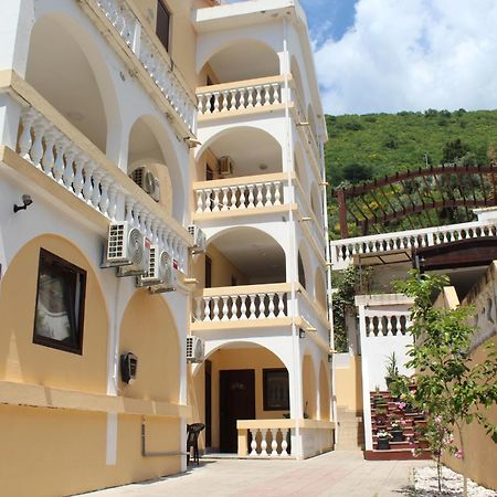 Apartmani Lime Petrovac Zewnętrze zdjęcie