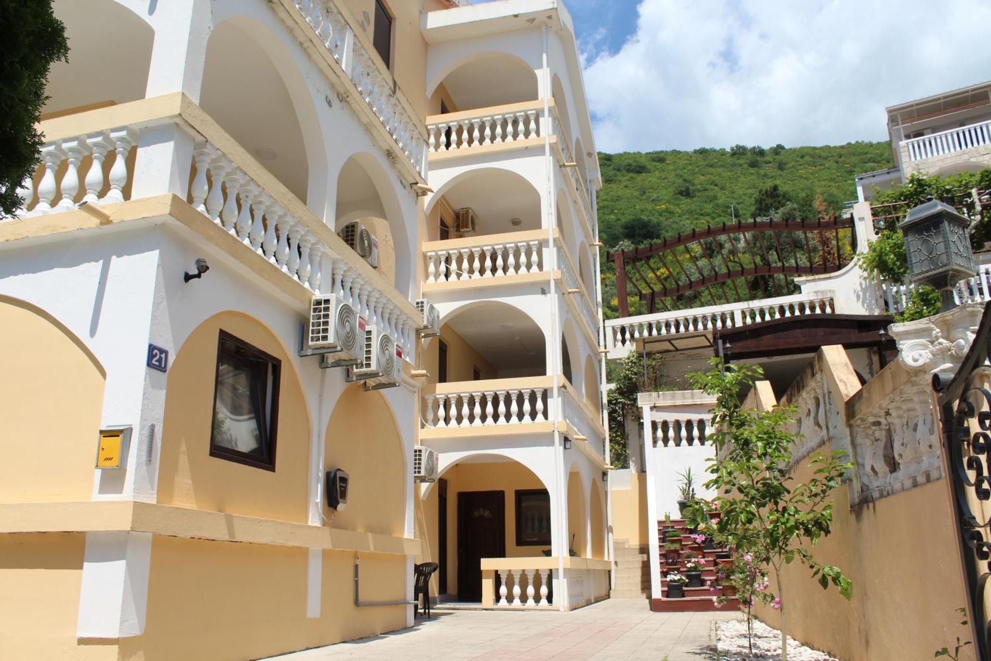 Apartmani Lime Petrovac Zewnętrze zdjęcie